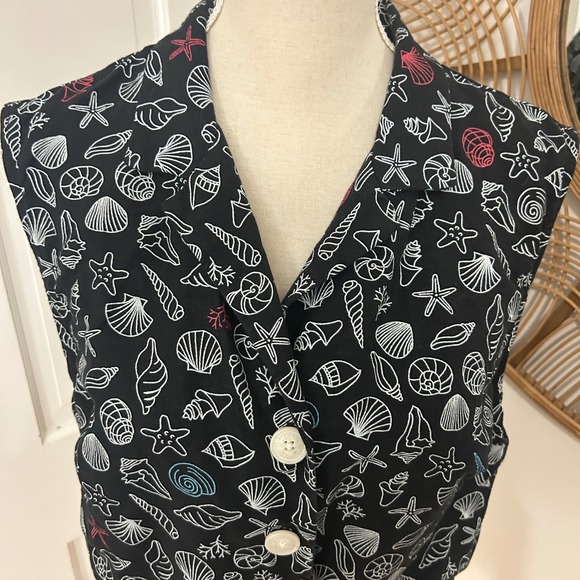 ModCloth Seashell Print Wrap Top XL Black Linen Coastal Resort Whimsical Retro - Picture 2 of 6